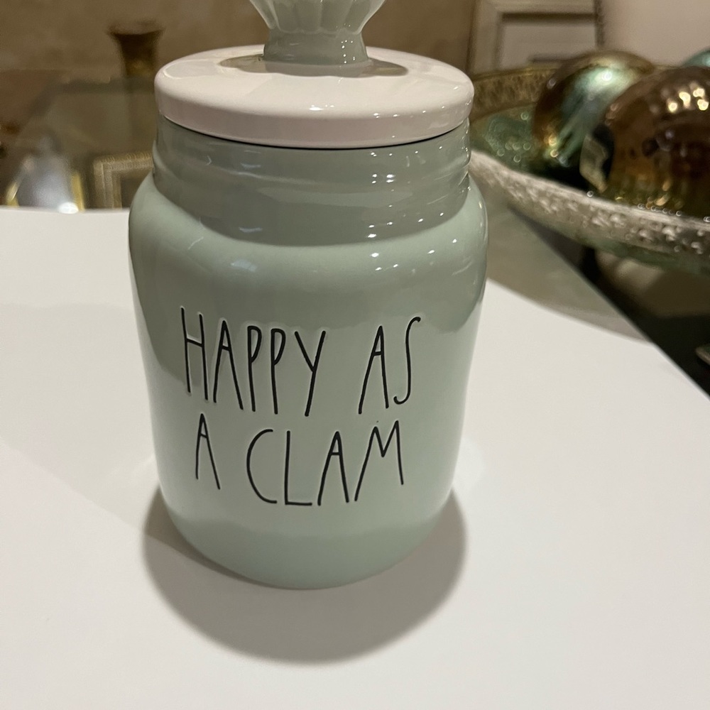 Rae Dunn Happy as a Clam. Canister New